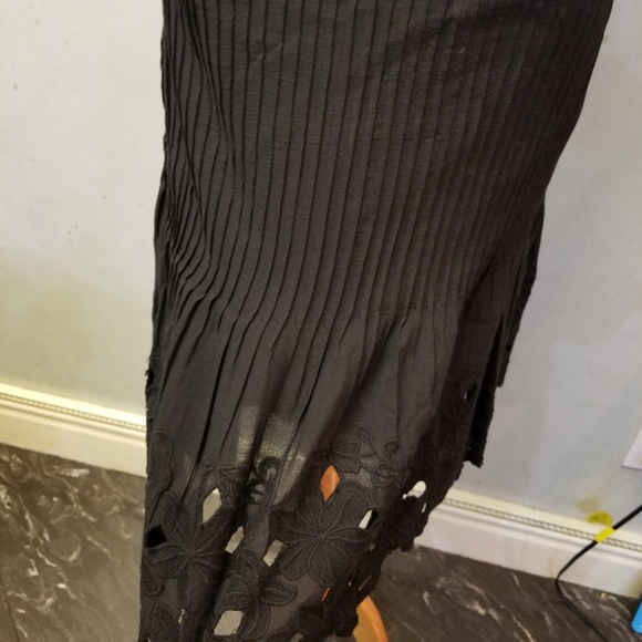 J. Crew Black Eyelet Floral Mini Skirt (K17) - Picture 5 of 7